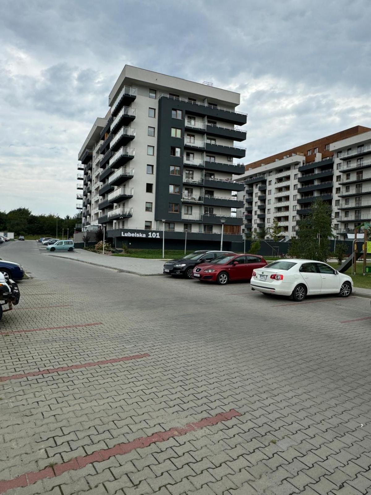 3 Bedrooms Premium Bella Blue For 8 Guests With Ac And Free Out Side Parking Rzeszów Exterior foto